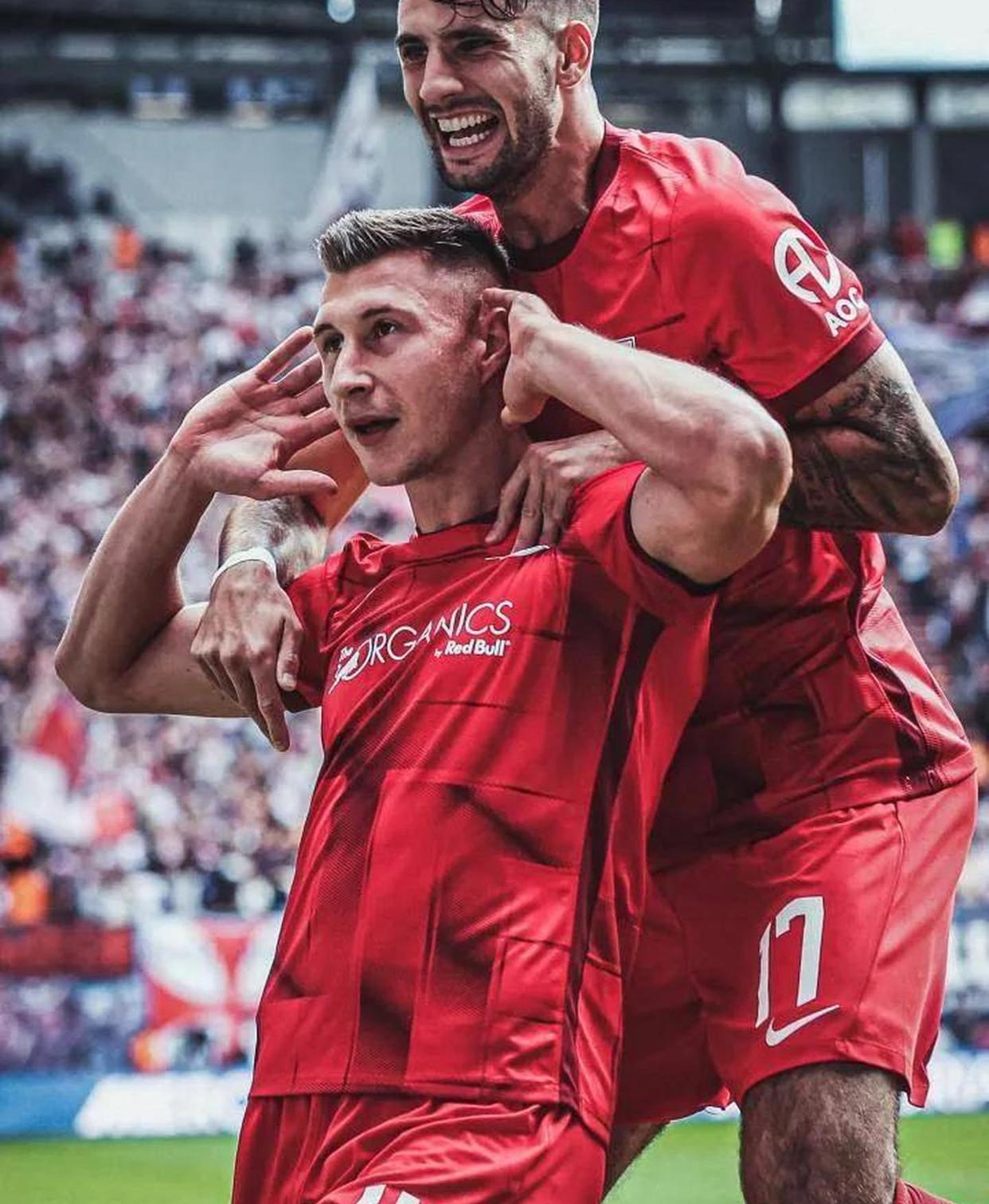 荷兰翻盘莱比锡红牛，拉什福德点燃赛场