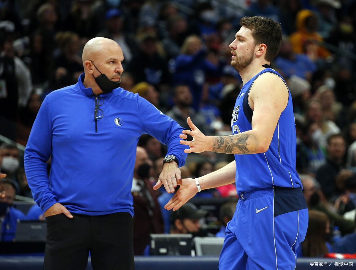 独行侠逆转76人，武切维奇状态火热