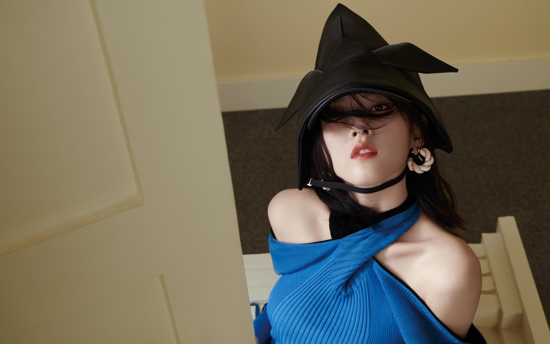 钢铁防线崩塌夜,伊布三记重炮轰碎瑞士军刀