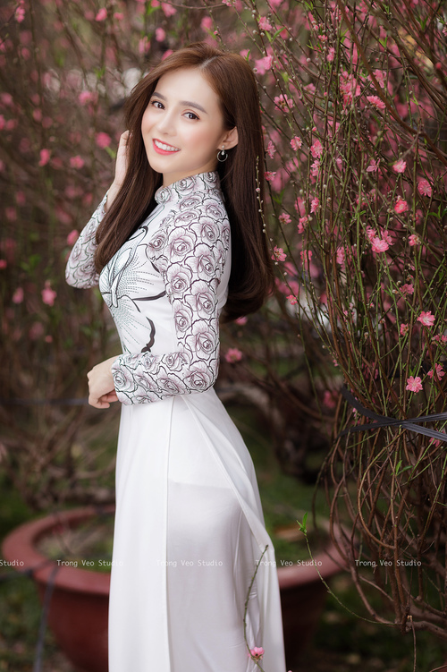 红玫瑰的反刺，2026世界杯E组，迪亚斯以一己之力，在保加利亚钢铁防线前导演惊天逆转